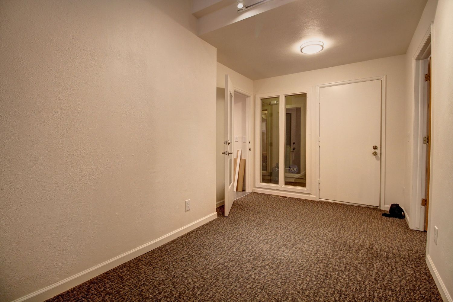 Suite 307